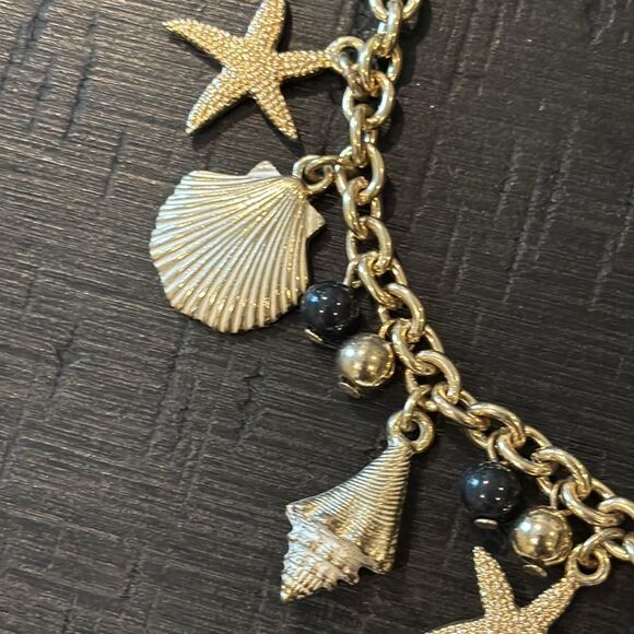 Vintage '1990's Talbot Bib Fashion Gold Tone Nautical Charm Necklace Shell Fish - Picture 4 of 8